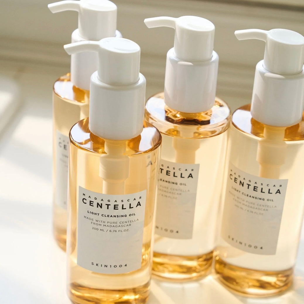 Madagascar Centella Light Cleansing Oil